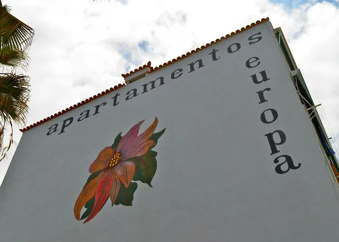 アパート Europa,228 *